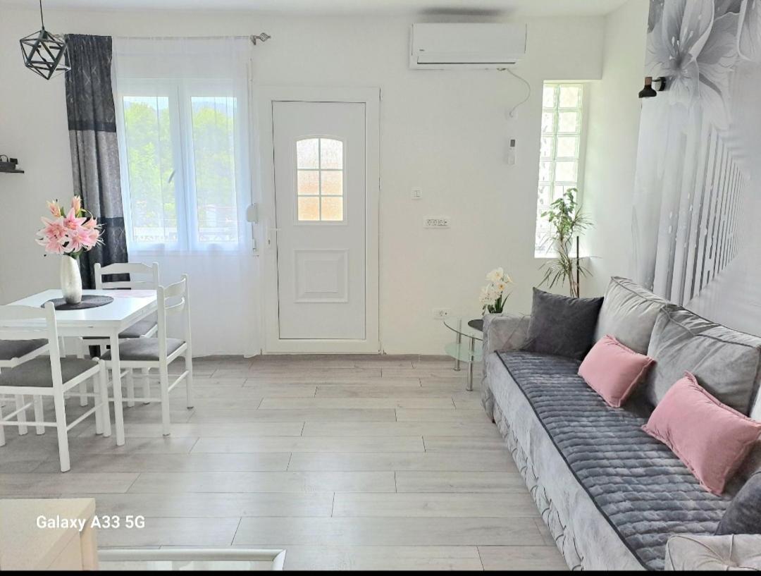 Apartment Marina 2 Kotor Extérieur photo